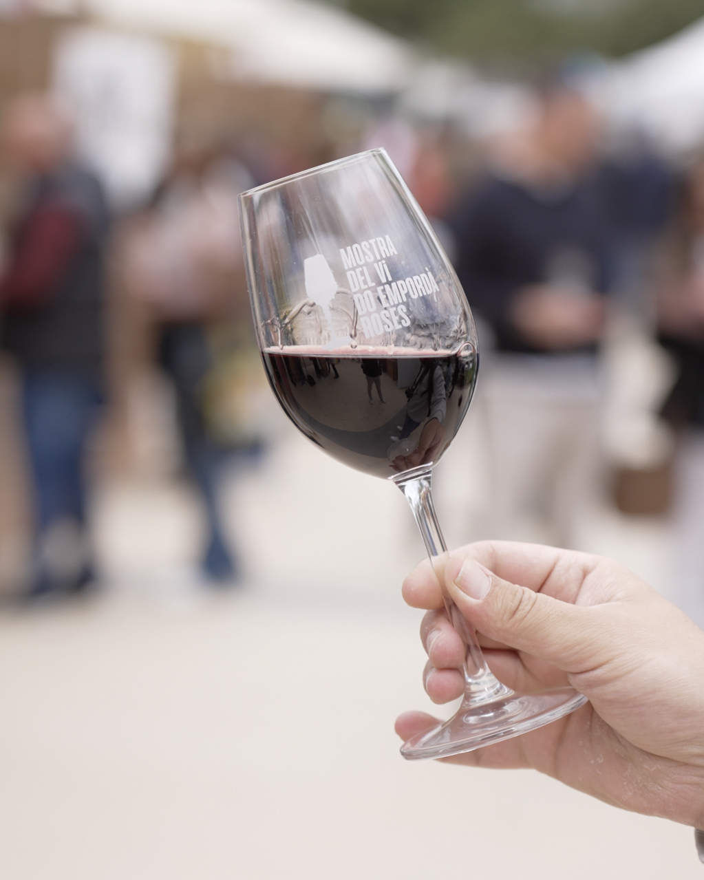 Roses vive un abril dedicado al mundo del vino: Muestra del Vino DO Empordà y talleres de cata en el Aula Gastronómica