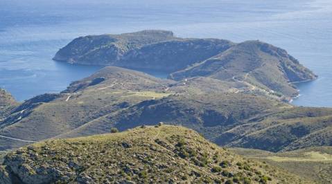 Port Roses développe l'accès aux parcs naturels du Cap de Creus et des Aiguamolls de l'Empordà sur son site Internet.