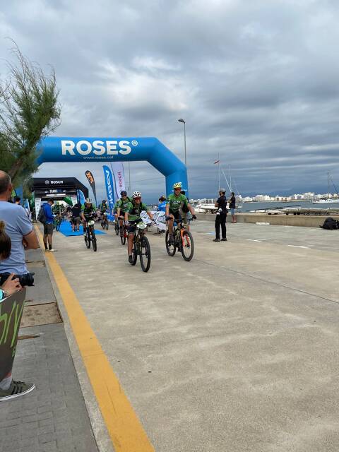 Roses ha dado el pistoletazo de salida a la 15ª edición de la Transpyr Coast tono Coast este domingo 8 de junio